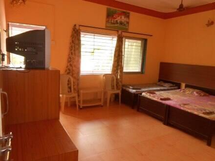 Gokul Lodge, Ganpatipule 2